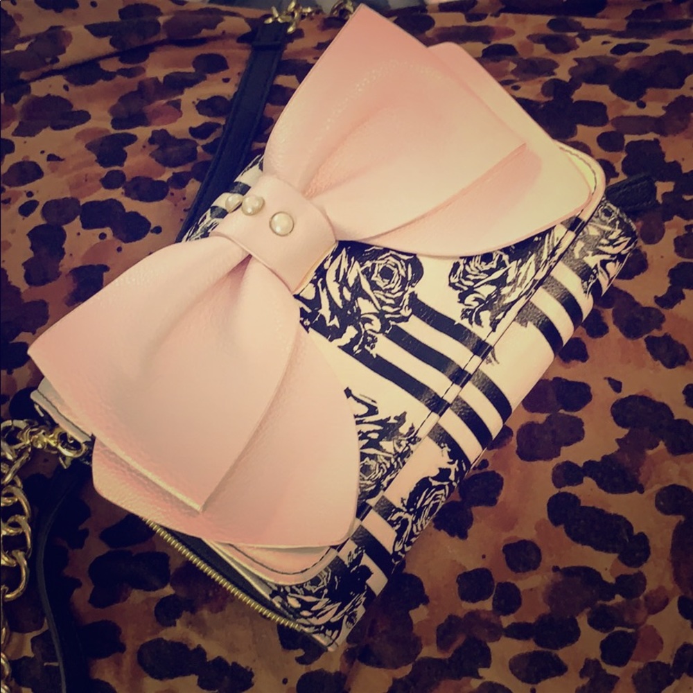 Betsy Johnson Pink Bow Crossbody